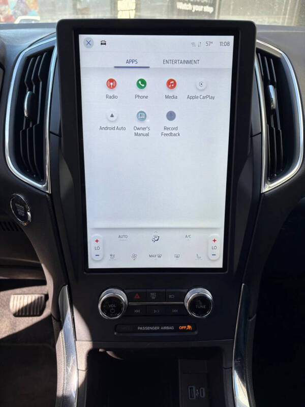 2023 Ford Edge Titanium