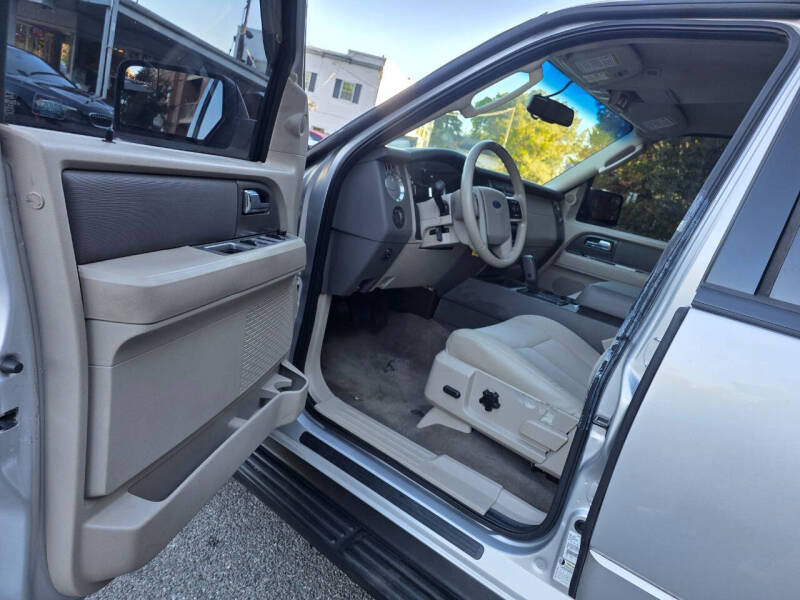 2012 Ford Expedition XLT