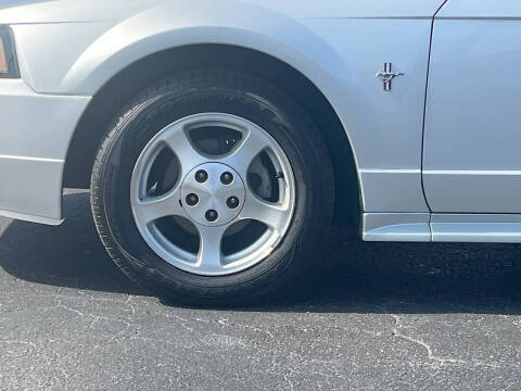 2003 Ford Mustang Premium