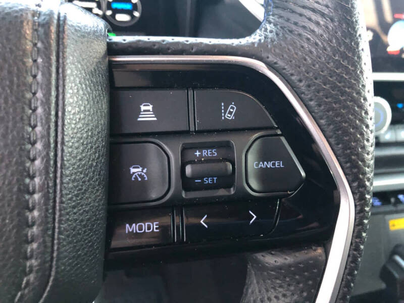 2024 Toyota Sequoia Platinum