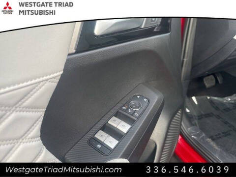 2025 Mitsubishi Outlander PHEV SEL