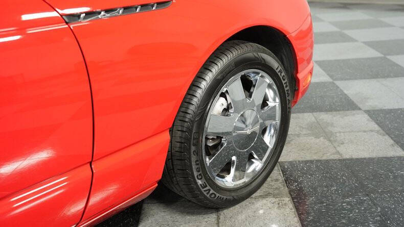 2002 Ford Thunderbird Deluxe