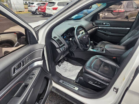 2017 Ford Explorer Sport