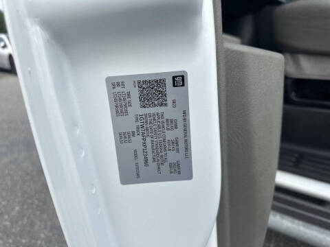 2023 GMC Savana 2500