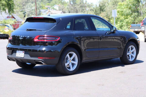 2017 Porsche Macan