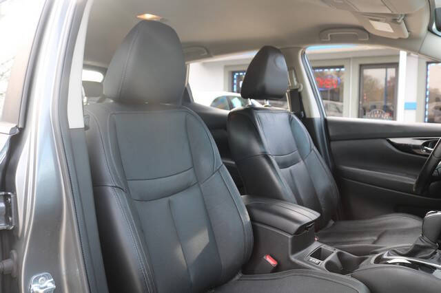 2017 Nissan Rogue Sport SL