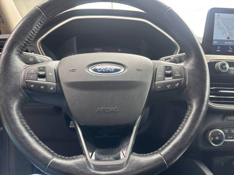 2020 Ford Escape SEL
