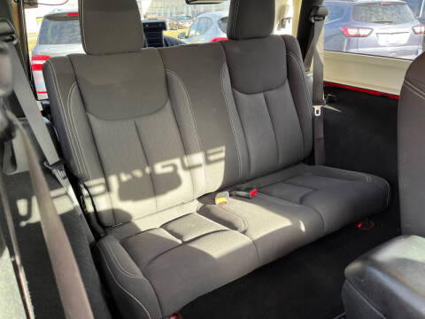 2013 Jeep Wrangler Sahara