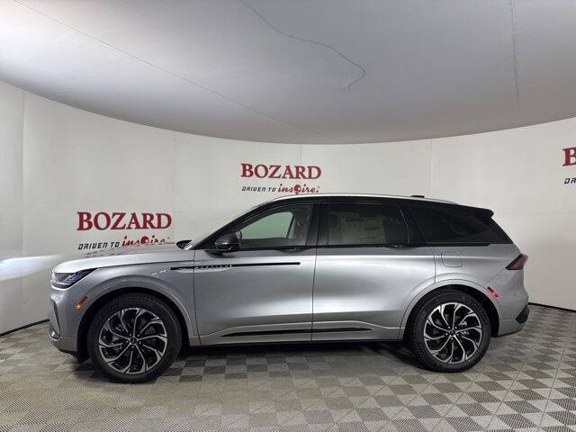 2025 Lincoln Nautilus Reserve