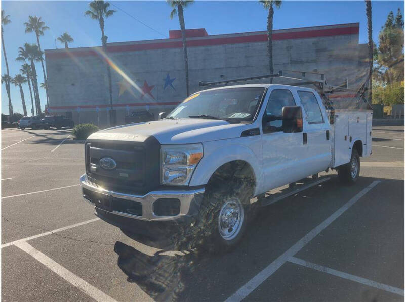 2012 Ford F-350 Super Duty XL's photo