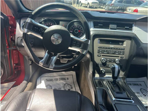 2013 Ford Mustang V6 Premium