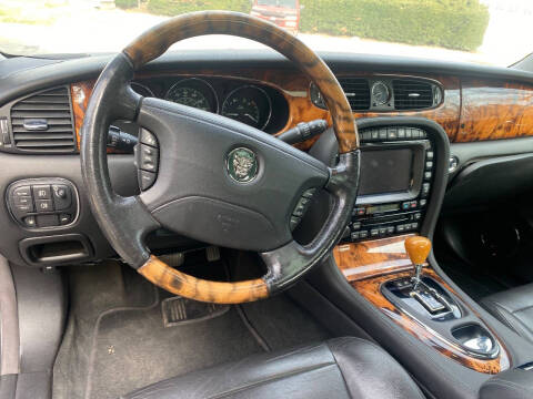 2004 Jaguar XJ-Series XJ8