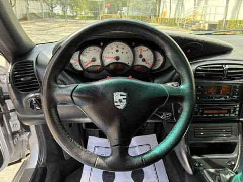 2000 Porsche 911 Carrera