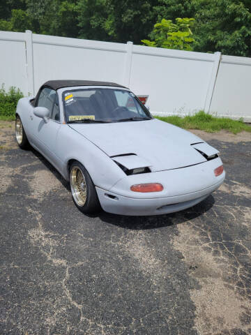 1994 Mazda MX-5 Miata for sale at Longo & Sons Auto Sales in Berlin NJ