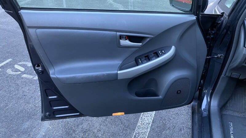 2010 Toyota Prius IV