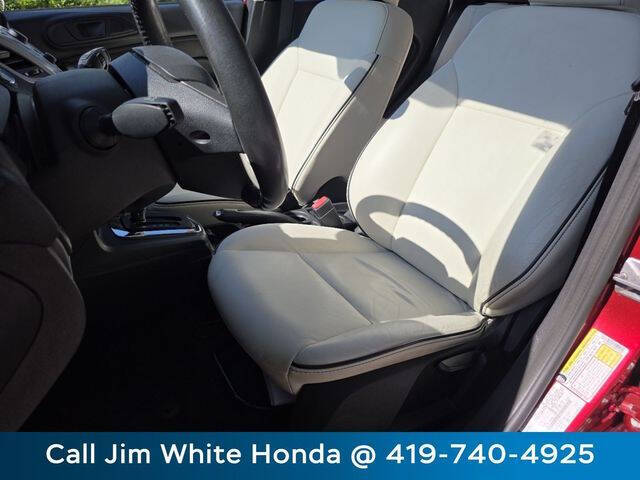 2011 Ford Fiesta SES