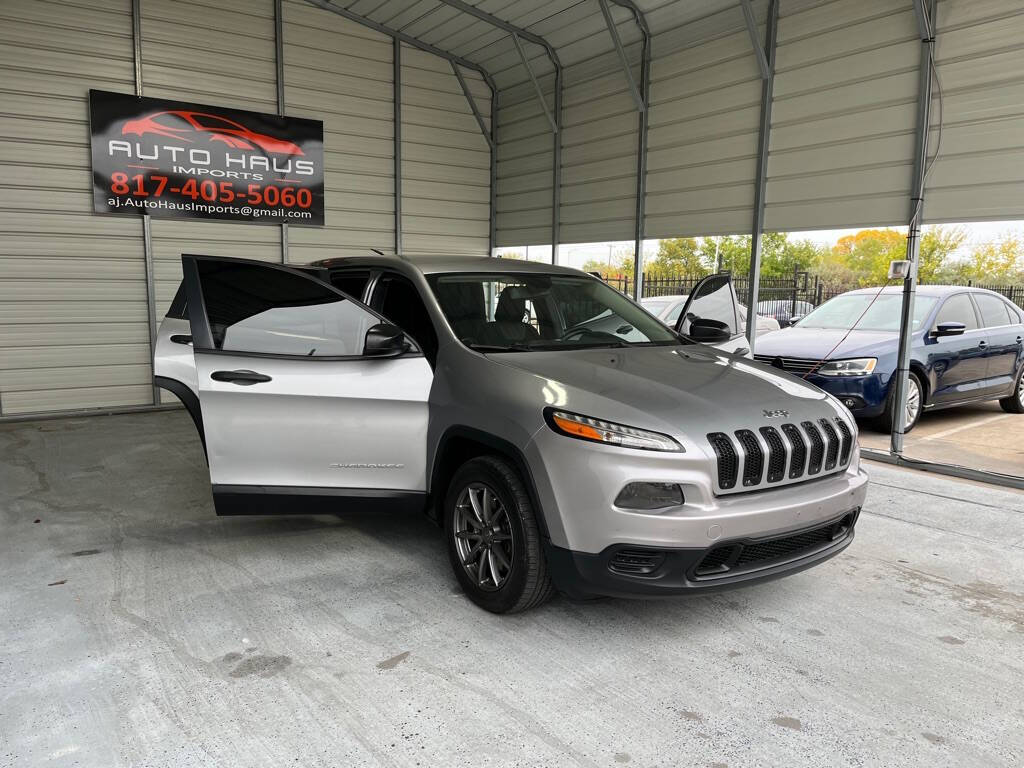 2014 Jeep Cherokee for sale at Auto Haus Imports in Grand Prairie, TX