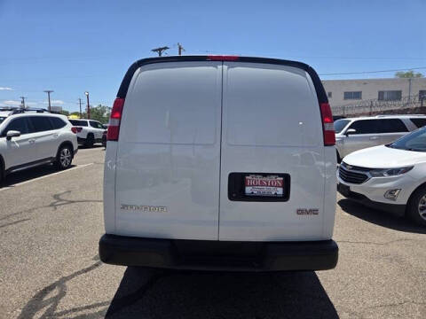 2024 GMC Savana 2500