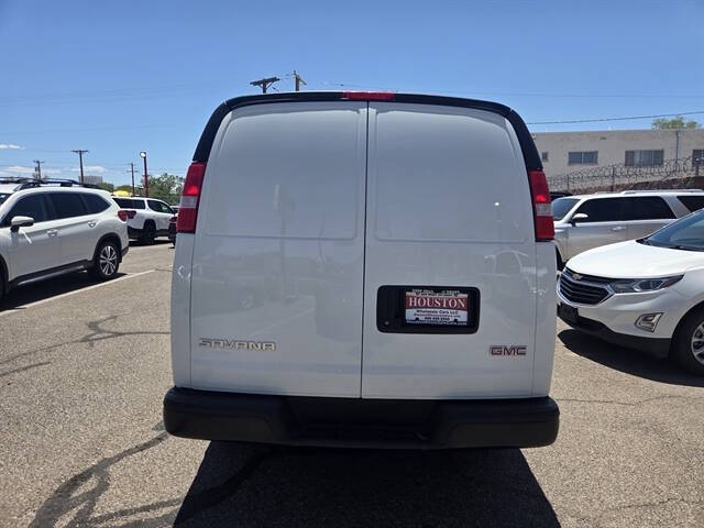 2024 GMC Savana 2500