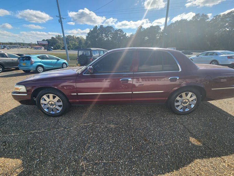 2008 Mercury Grand Marquis null photo 12