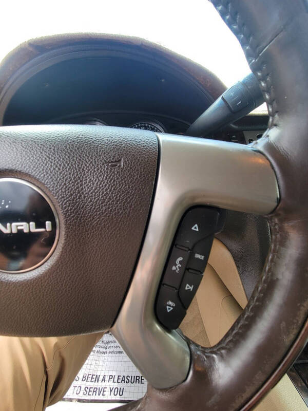 2011 GMC Yukon Denali