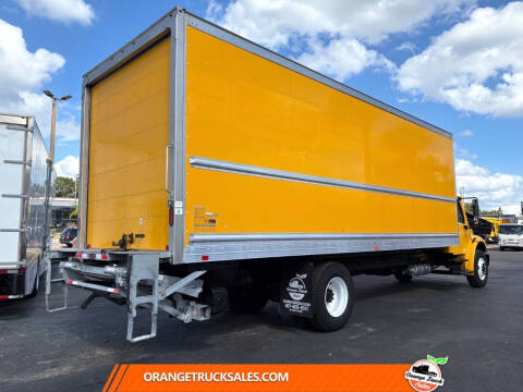 2020 Freightliner M2 106