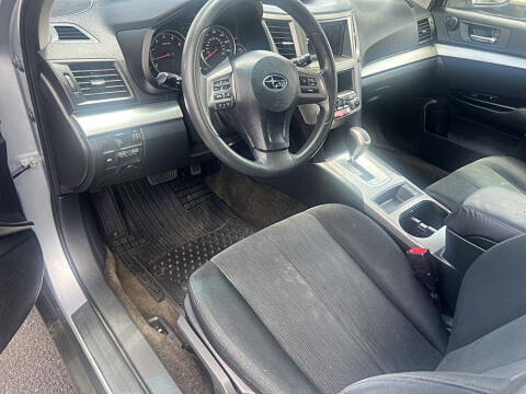 2013 Subaru Outback 2.5i