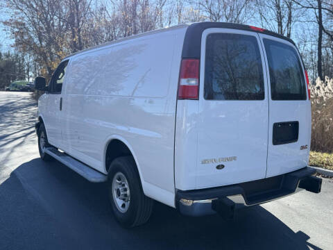 2024 GMC Savana 2500