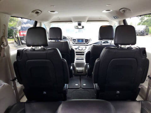2020 Chrysler Voyager LXi
