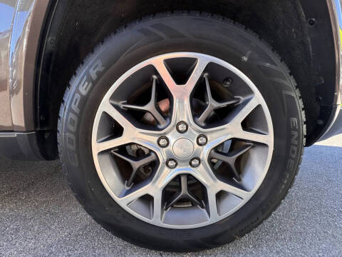 2018 Jeep Grand Cherokee Sterling Edition