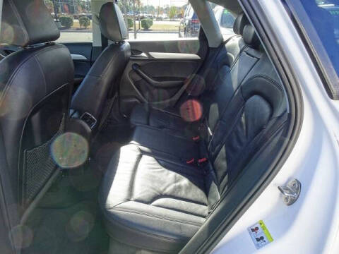 2015 Audi Q3 2.0T quattro Prestige