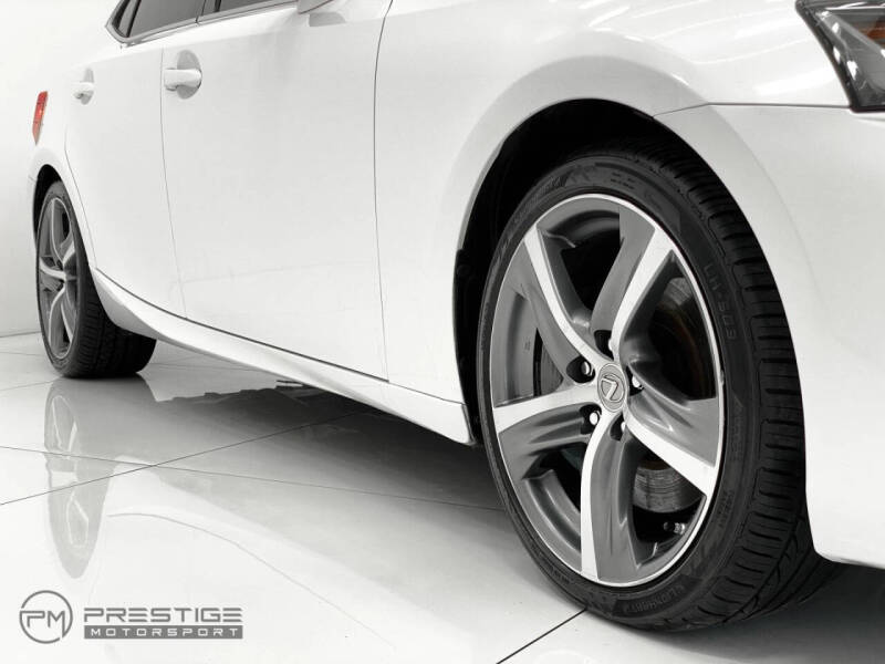 2017 Lexus IS 300