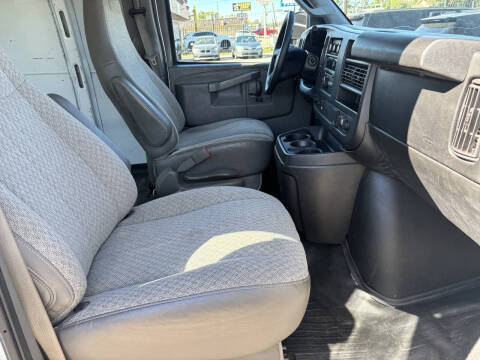 2017 Chevrolet Express 3500