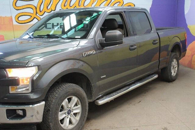 Used 2017 Ford F-150 Platinum with VIN 1FTFW1EG1HFC39618 for sale in Grand Ledge, MI