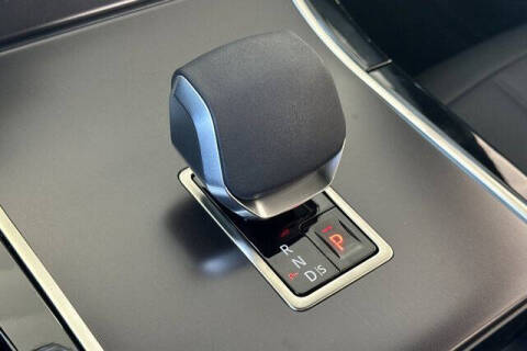 2026 Land Rover Range Rover Evoque P250 Dynamic SE