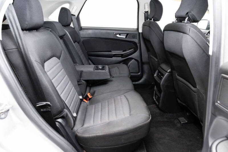 2016 Ford Edge SE