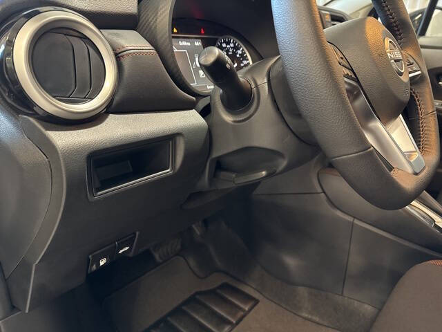 2025 Nissan Versa SR