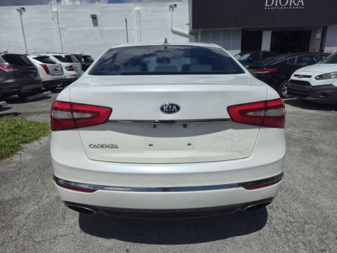 2016 Kia Cadenza Limited