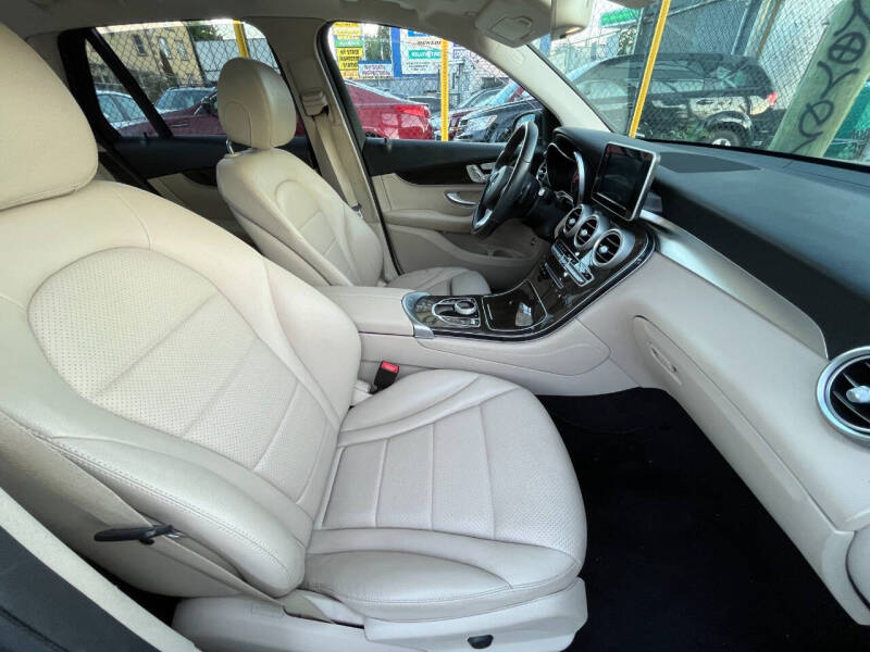 2017 Mercedes-Benz GLC GLC 300 4MATIC