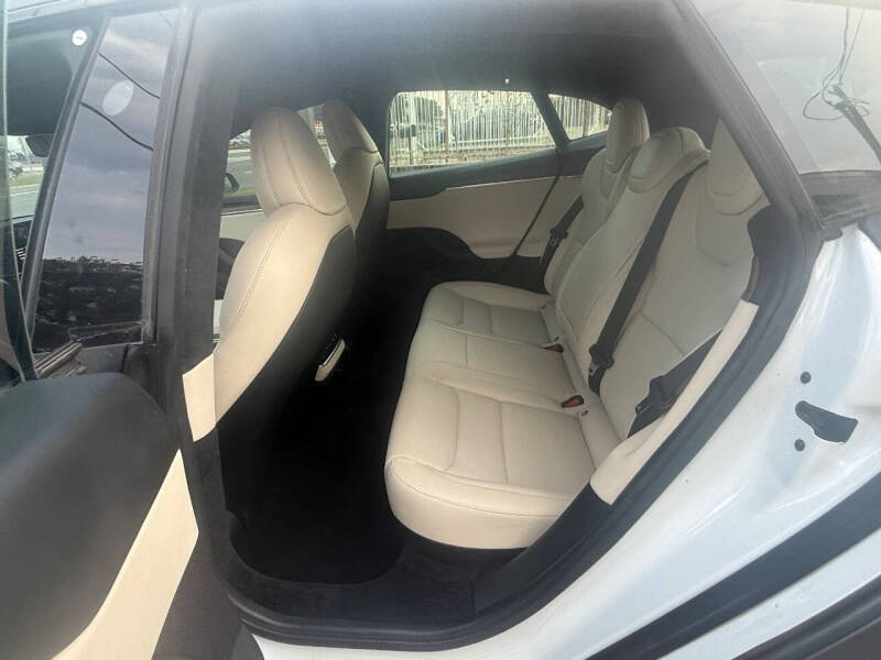 2023 Tesla Model S Standard Range