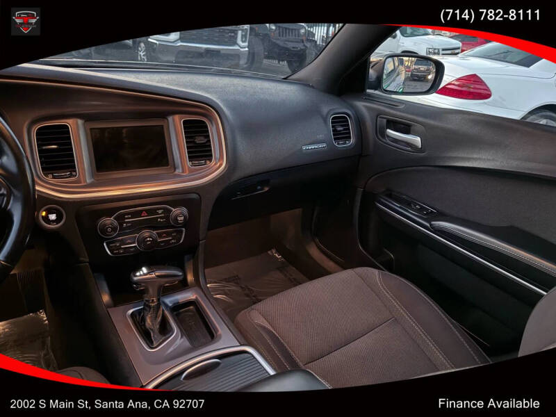 2019 Dodge Charger SXT