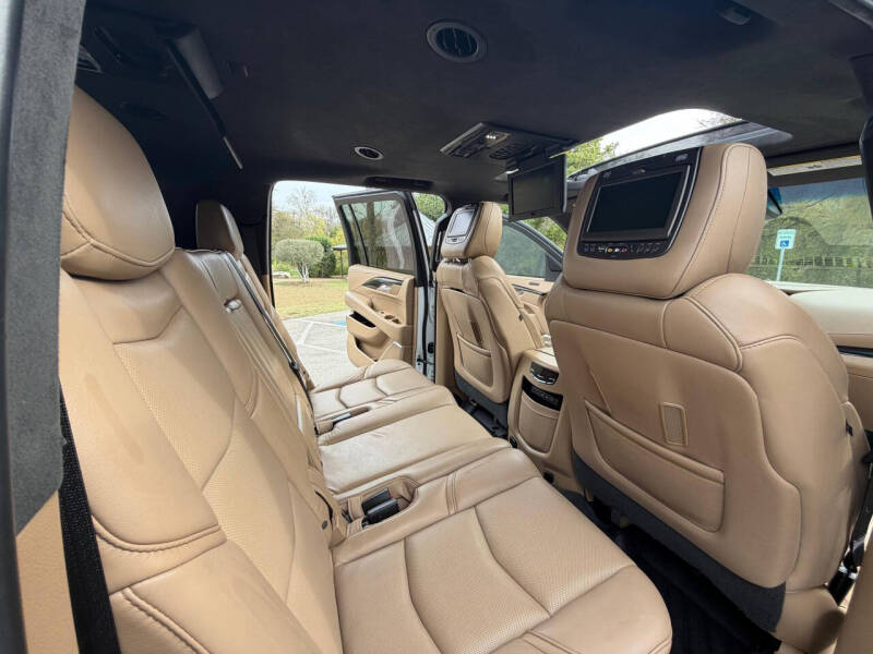 2019 Cadillac Escalade ESV Platinum