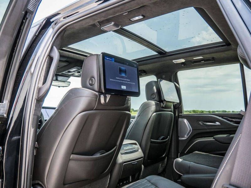 2023 Cadillac Escalade-V