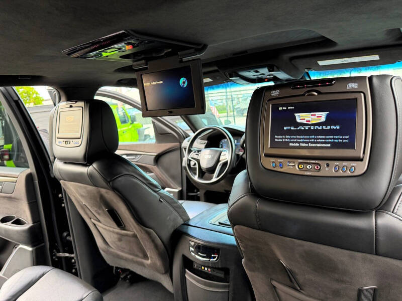 2016 Cadillac Escalade Platinum