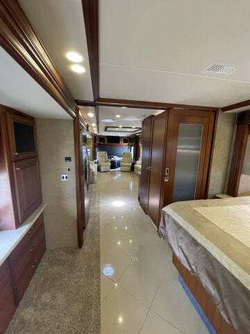2013 Freightliner XCM Chassis