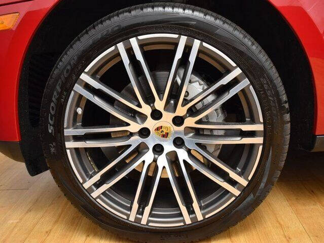 2018 Porsche Macan S