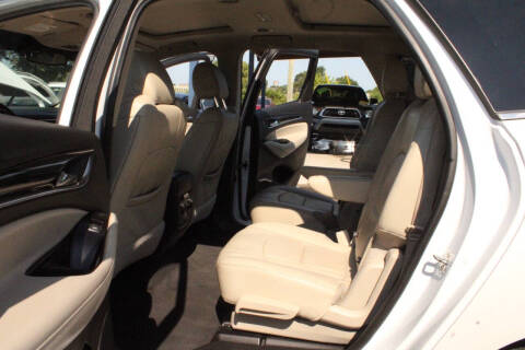 2020 Buick Enclave Essence