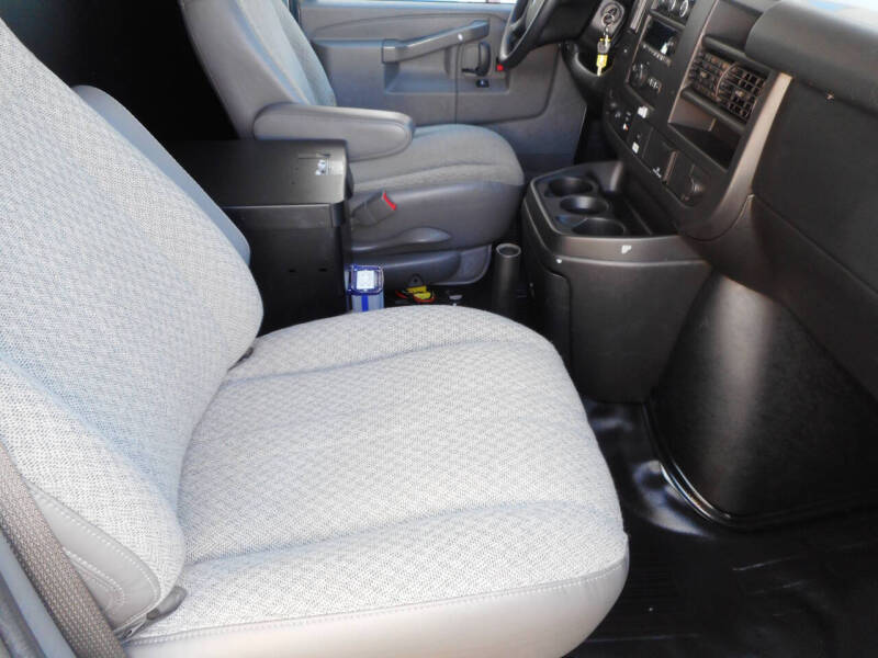 2016 Chevrolet Express 2500