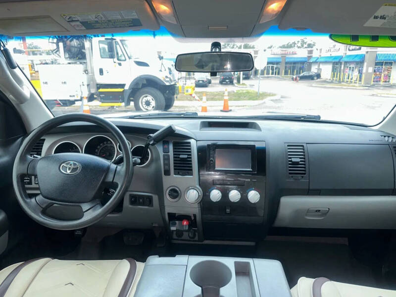 2011 Toyota Tundra Grade