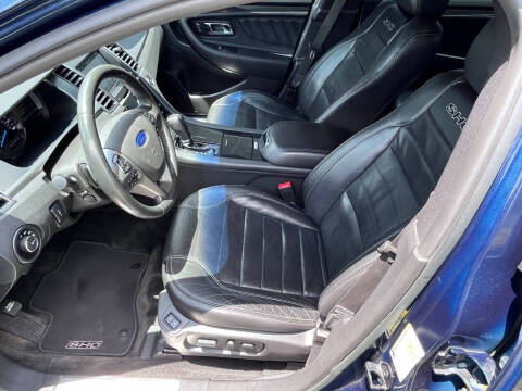 2016 Ford Taurus SHO